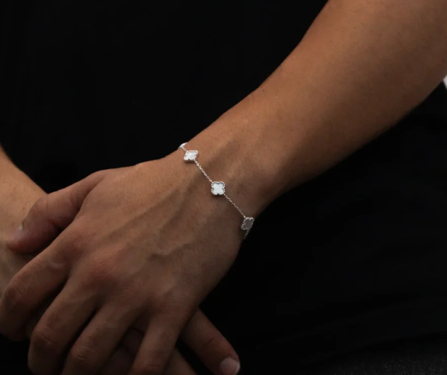 Mother-of-Pearl 5 Clover Bracelet - 925 Sterling Silver